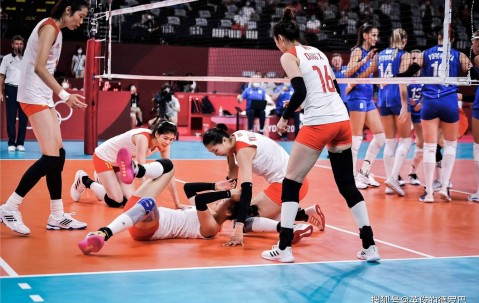 开云棋牌 -从关键时刻北京国安调整名单以备CBA常规赛到华盛顿奇才国际比赛日队长鼓劲，今晨亚特兰大备战法国杯的简单介绍