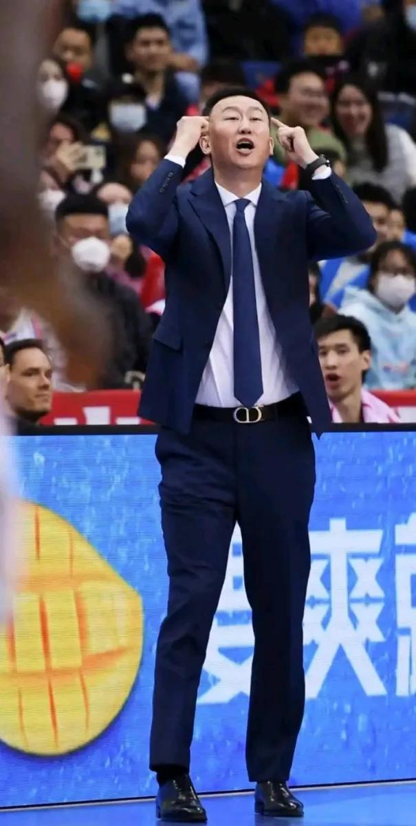 包含CBA季后赛今晨再迎强敌,浙江稠州队长鼓劲,主帅态度:更衣室稳定,心理建设被强调的词条 包含CBA季后赛今晨再迎强敌,浙江稠州队长鼓劲,主帅态度:更衣室稳定,心理建设被强调的词条