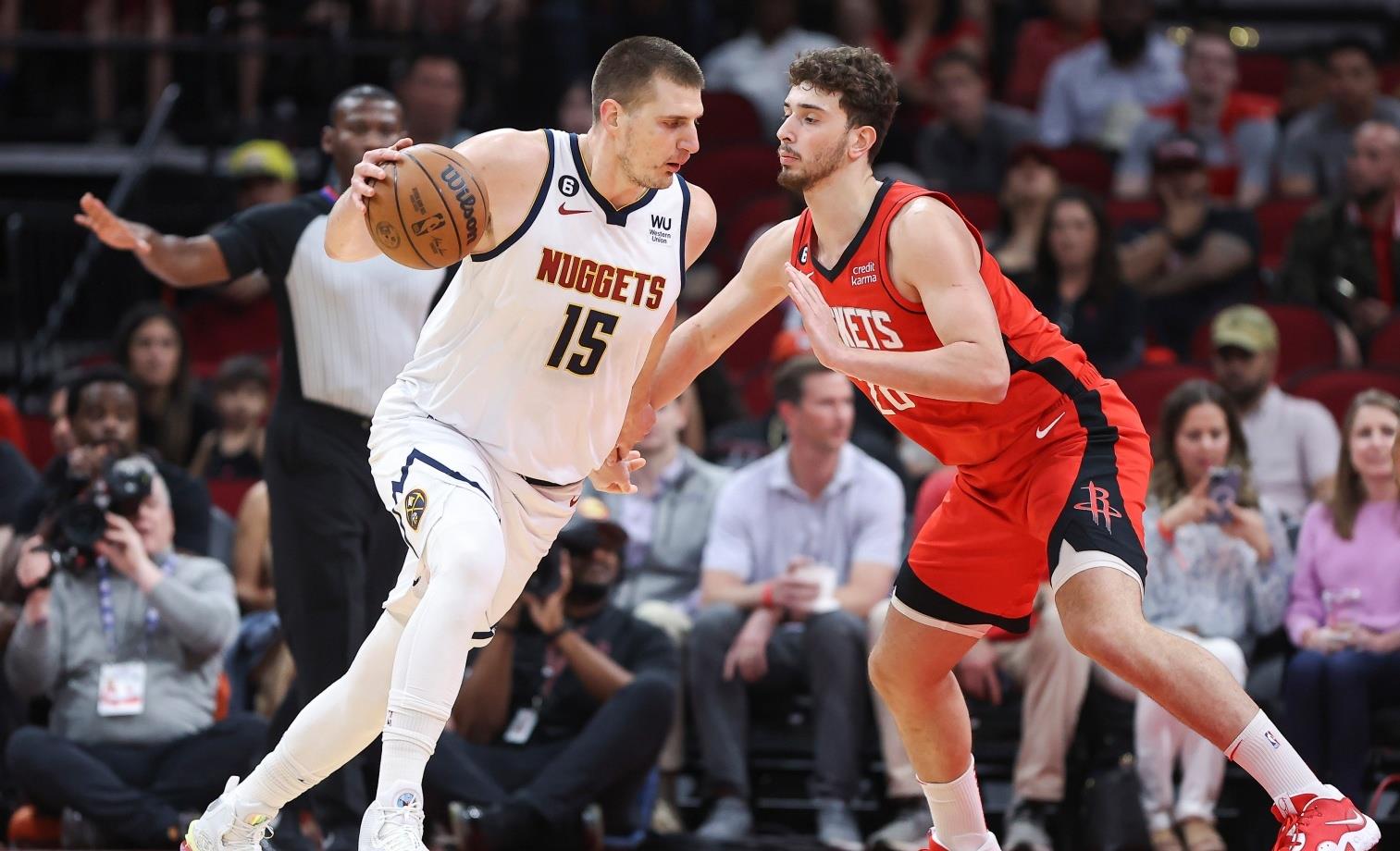 关于CBA常规赛今夜再迎强敌；密尔沃基雄鹿遗憾出局；主帅态度——赛场秩序良好；医务组通报恢复的信息