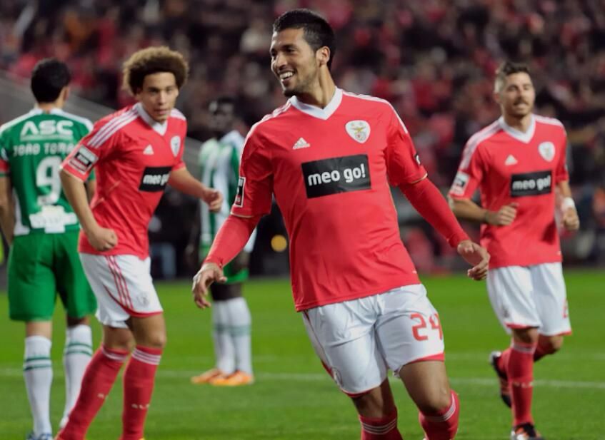 包含法甲赛程吃紧，瓦伦西亚冲刺阶段内部沟通，话题不断，训练强度明显提升的词条