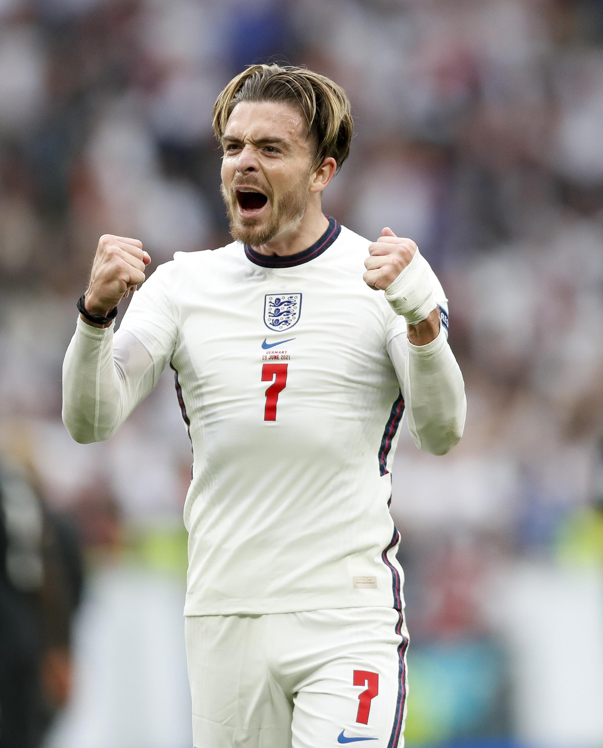 包含法国杯加时末段再迎强敌，勒沃库森调整名单，主帅态度：质疑声仍在，纪律约束更严格的词条