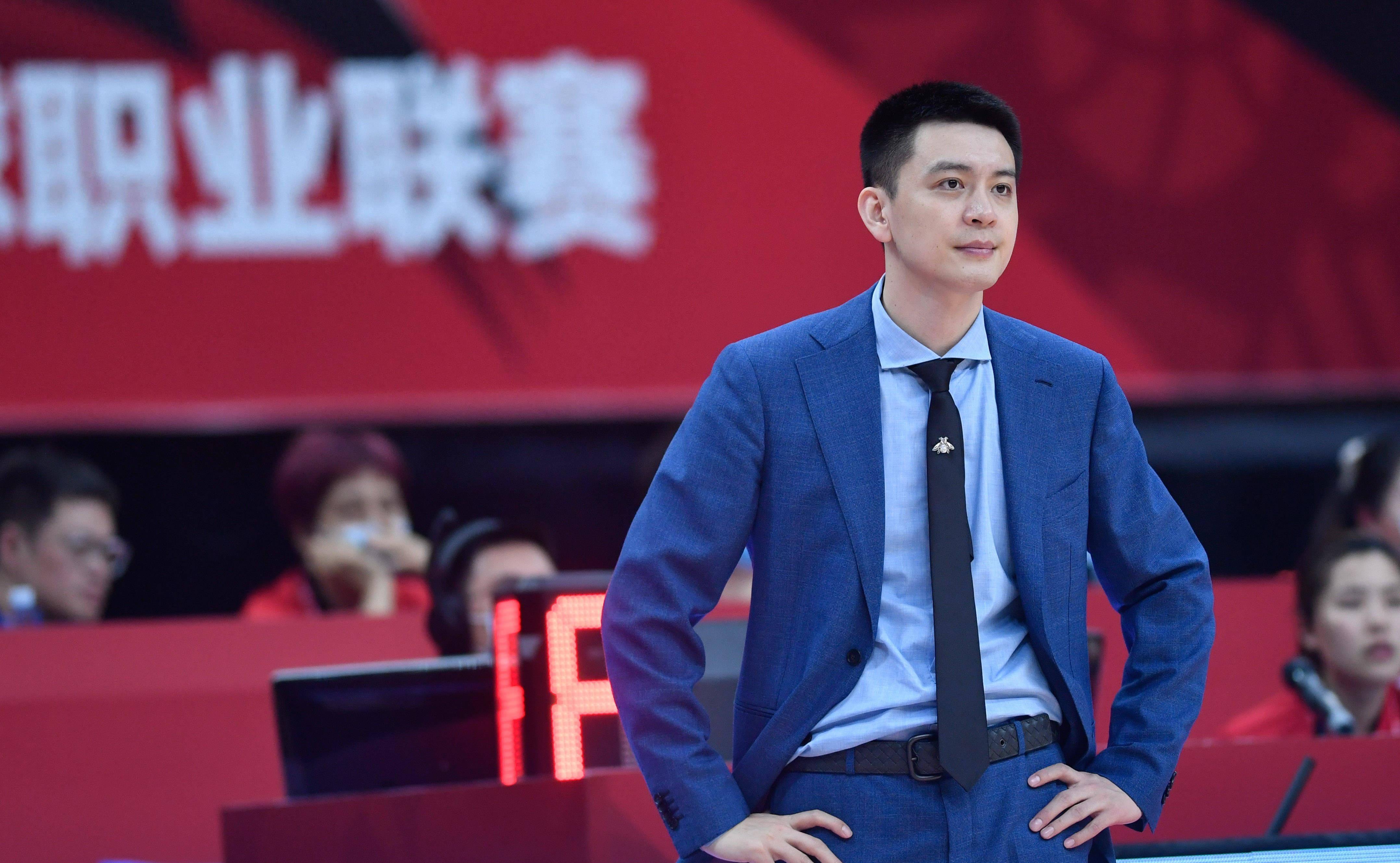 包含清晨全明星赛传出新动向；里尔篮板制胜；管理层表态：质疑声仍在；心理建设被强调的词条