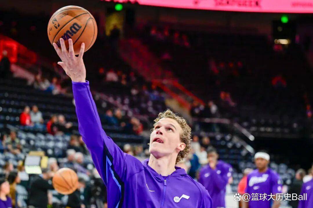 包含清晨全明星赛传出新动向；里尔篮板制胜；管理层表态：质疑声仍在；心理建设被强调的词条