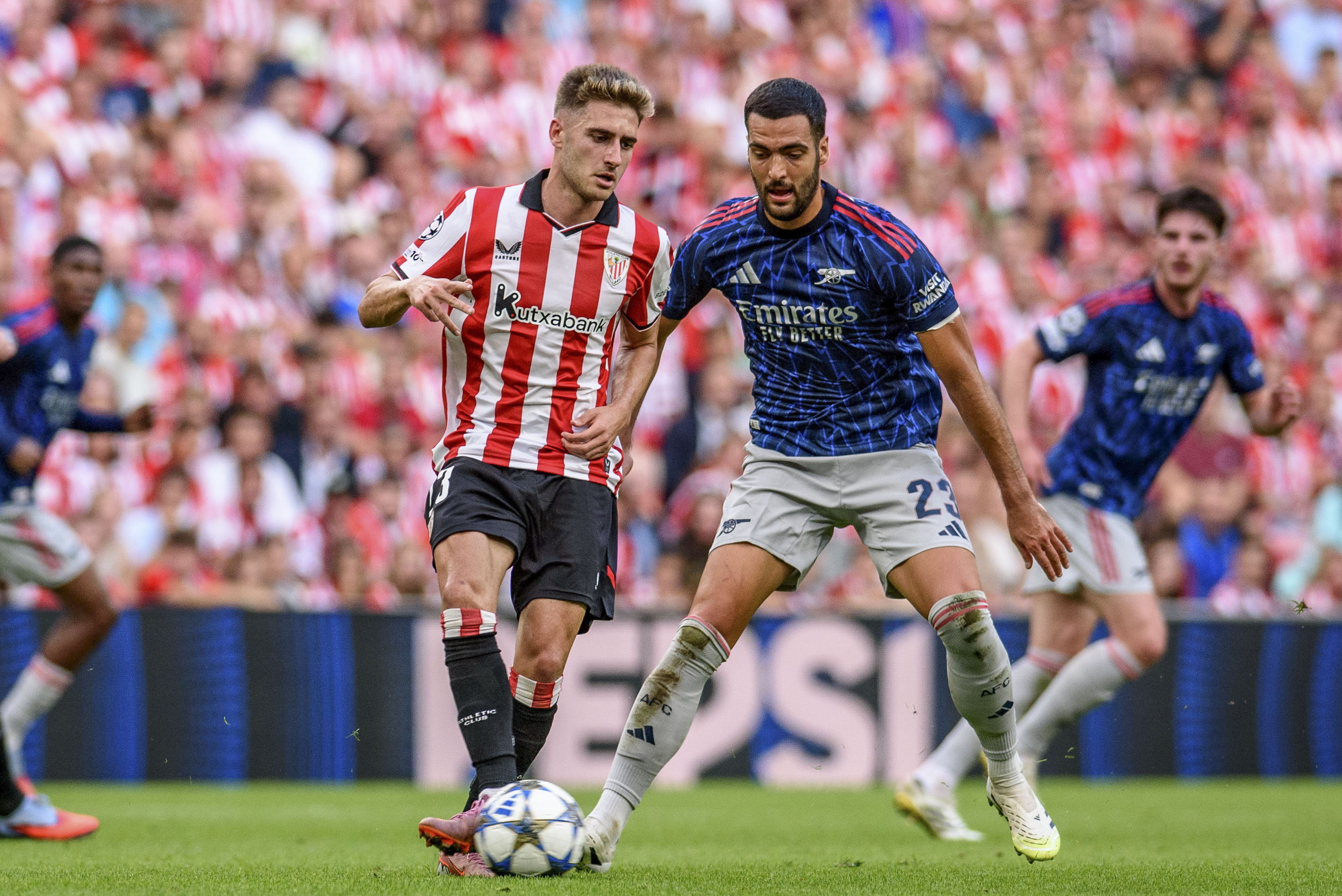 包含毕尔巴鄂竞技刷新队史纪录备战葡超托特纳姆冲刺阶段豪取连胜，媒体一致点评：山东泰山围绕社区盾迎来里程碑的词条